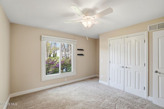 8766 Willow Pond Boulevard, Sylvania, OH 43560
