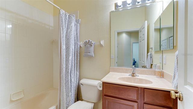 4316 VIA PIEDRA CIRCLE 5-204, Sarasota, FL 34233
