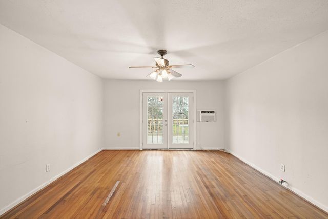 7502 Ley Road, Houston, TX 77028