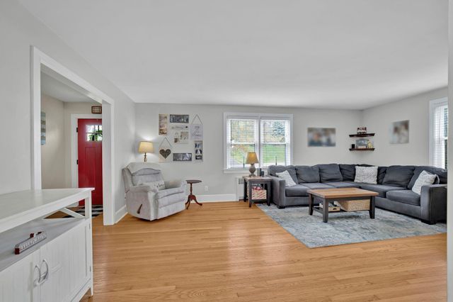 32 Lincoln Avenue, Goshen, NY 10924