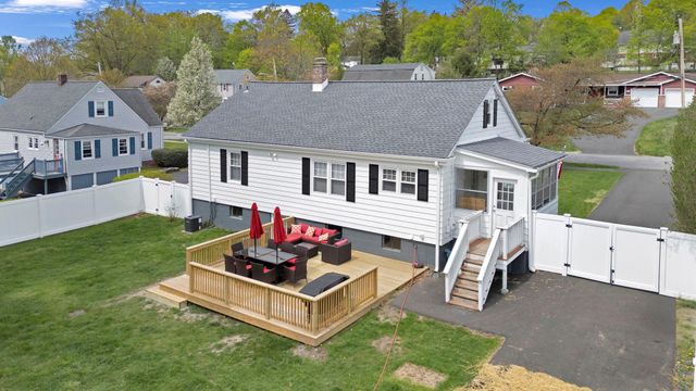 32 Lincoln Avenue, Goshen, NY 10924