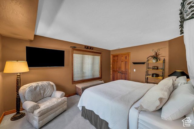 305 S RACHEL LN, New Harmony, UT 84757