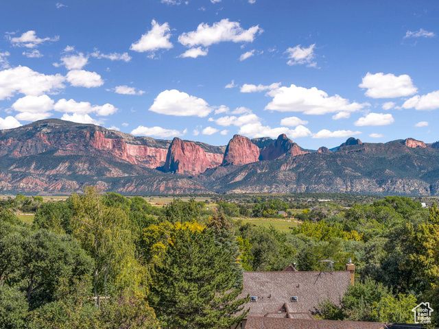 305 S RACHEL LN, New Harmony, UT 84757