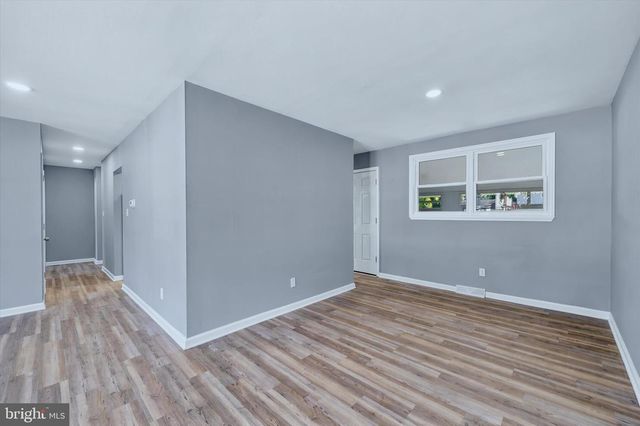 325 FREAR DR, Dover, DE 19901