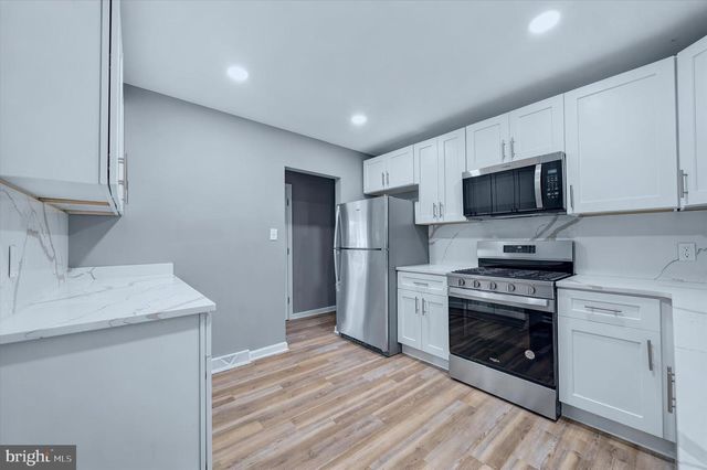 325 FREAR DR, Dover, DE 19901