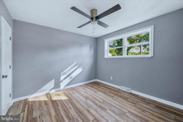 325 FREAR DR, Dover, DE 19901