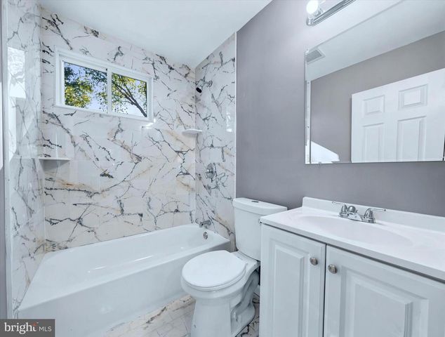 325 FREAR DR, Dover, DE 19901