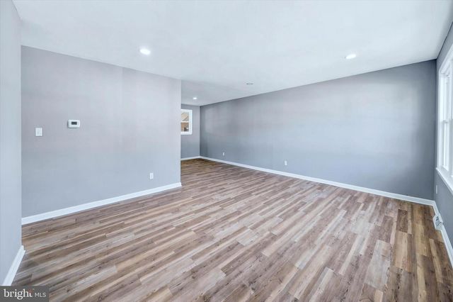 325 FREAR DR, Dover, DE 19901