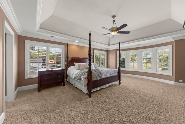 253 E Wilson Street, Elmhurst, IL 60126