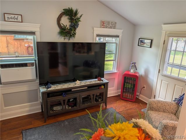 6954 Northview Drive, Lockport Town, NY 14094