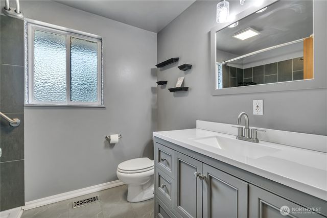 109 Pacific Avenue S, Pacific, WA 98047