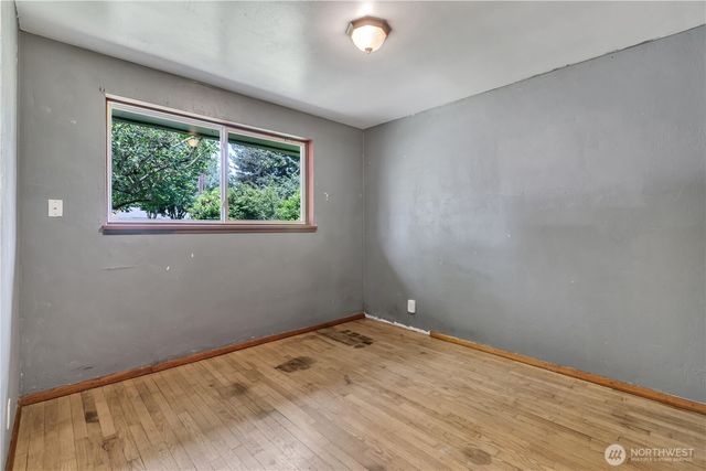 109 Pacific Avenue S, Pacific, WA 98047