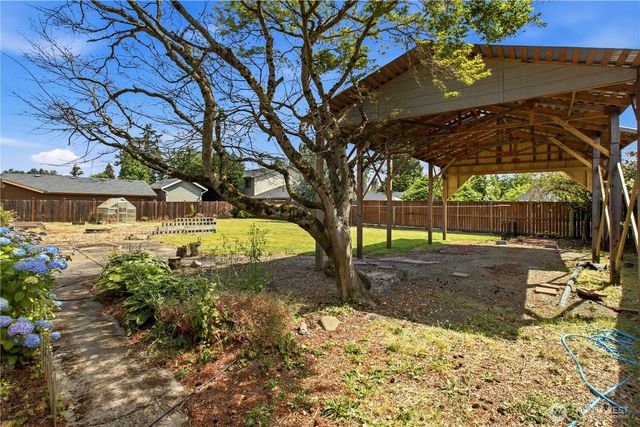 109 Pacific Avenue S, Pacific, WA 98047