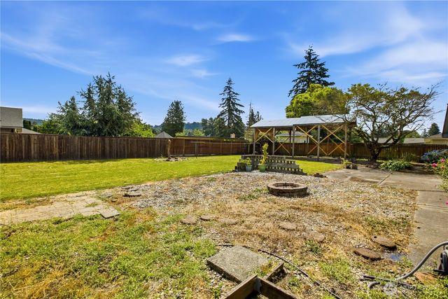 109 Pacific Avenue S, Pacific, WA 98047