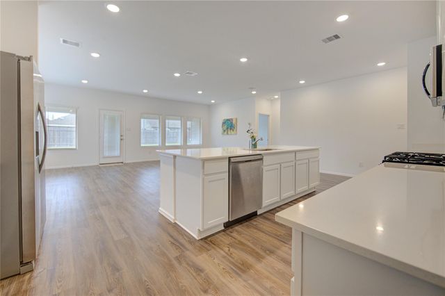 2554 Olivine Stone Drive, Richmond, TX 77469