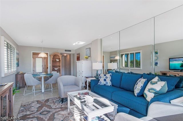 1300 Gulf Shore BLVD N 406, Naples, FL 34102