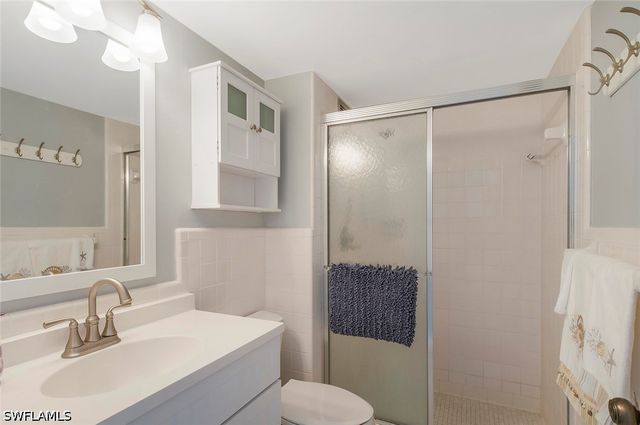 1300 Gulf Shore BLVD N 406, Naples, FL 34102