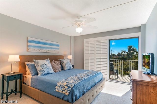 1300 Gulf Shore BLVD N 406, Naples, FL 34102