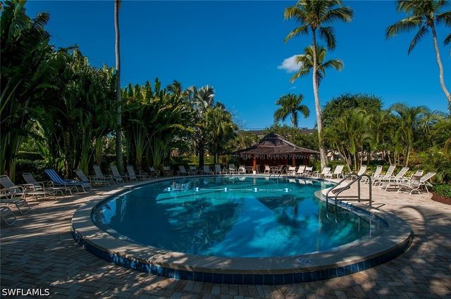 1300 Gulf Shore BLVD N 406, Naples, FL 34102