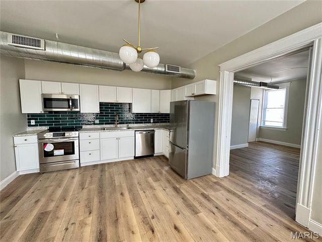 3148 Winnebago Street, St Louis, MO 63118