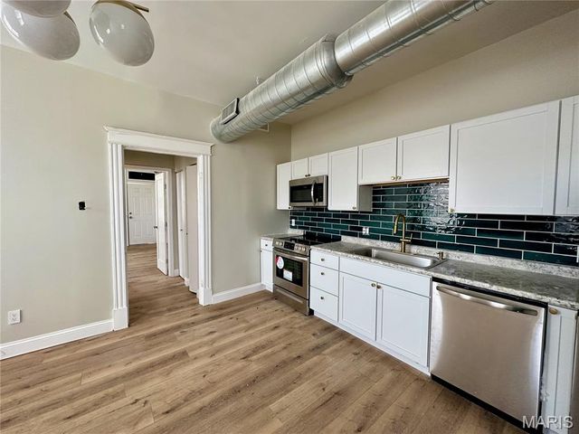 3148 Winnebago Street, St Louis, MO 63118