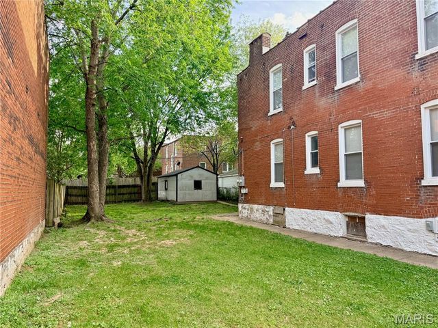 3148 Winnebago Street, St Louis, MO 63118