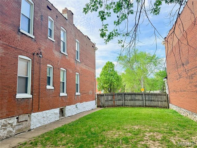 3148 Winnebago Street, St Louis, MO 63118