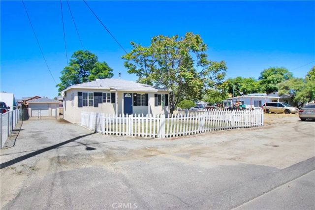 26359 Girard, Hemet, CA 92544
