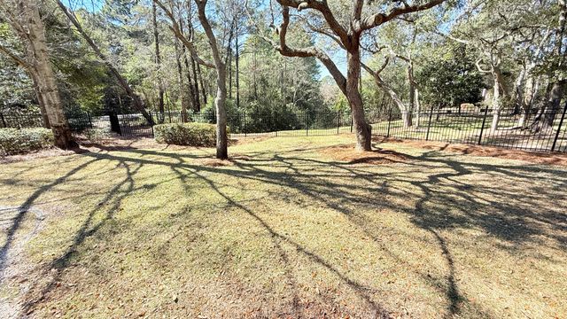 101 Bermuda Way, Niceville, FL 32578