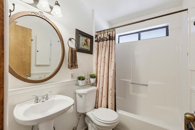 4838 Golden St, Pollock Pines, CA 95726