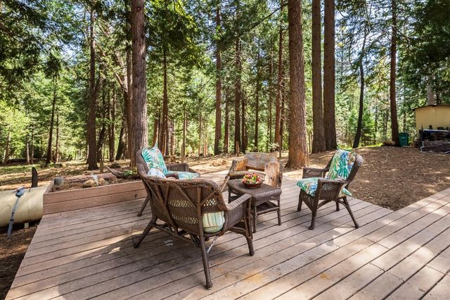 4838 Golden St, Pollock Pines, CA 95726