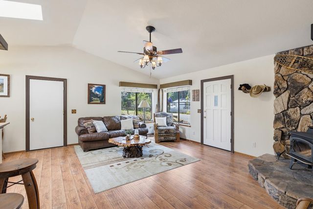 4838 Golden St, Pollock Pines, CA 95726