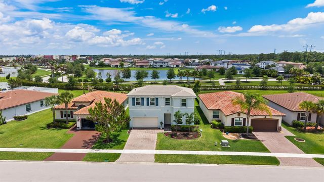 7705 NW Greenbank Circle, Port St. Lucie, FL 34987