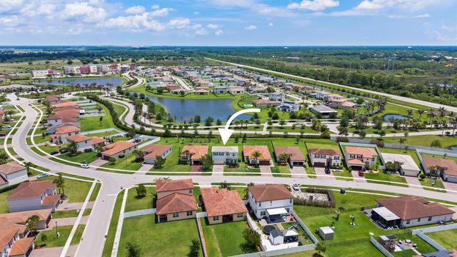 7705 NW Greenbank Circle, Port St. Lucie, FL 34987