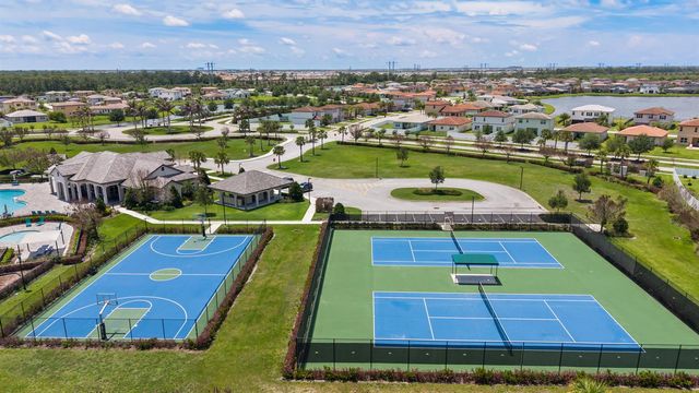 7705 NW Greenbank Circle, Port St. Lucie, FL 34987