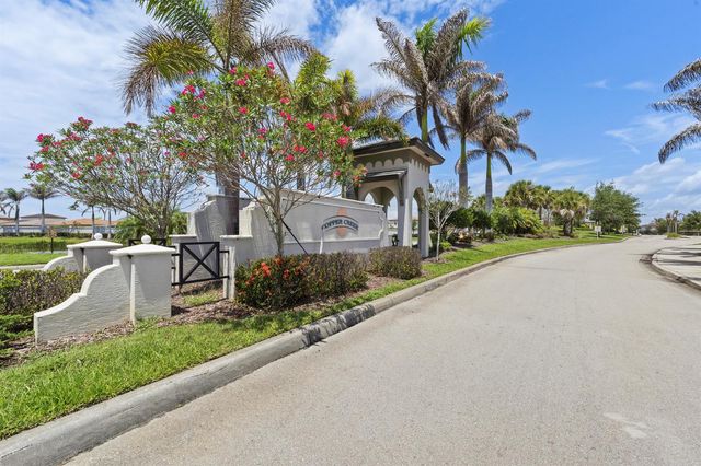 7705 NW Greenbank Circle, Port St. Lucie, FL 34987