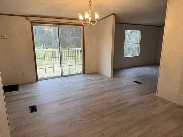 2421 Anes Station Rd, Lewisburg, TN 37091