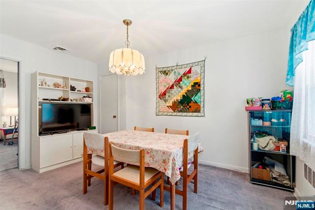 476 Greenway Drive, Leonia, NJ 07605