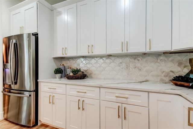 11230 BLOOMINGTON DRIVE, Tampa, FL 33635