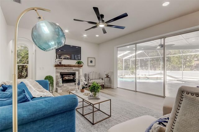 11230 BLOOMINGTON DRIVE, Tampa, FL 33635