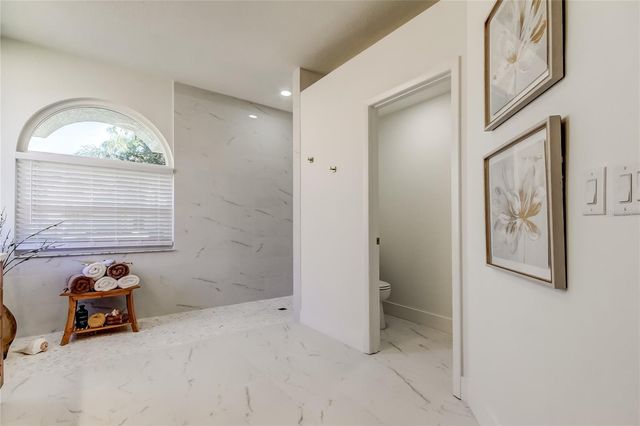 11230 BLOOMINGTON DRIVE, Tampa, FL 33635