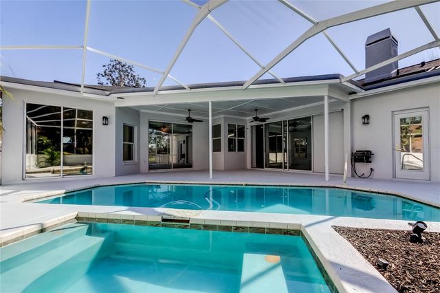 11230 BLOOMINGTON DRIVE, Tampa, FL 33635