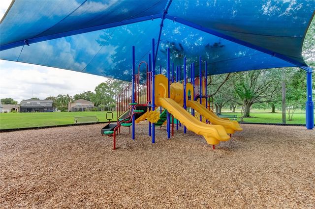 11230 BLOOMINGTON DRIVE, Tampa, FL 33635