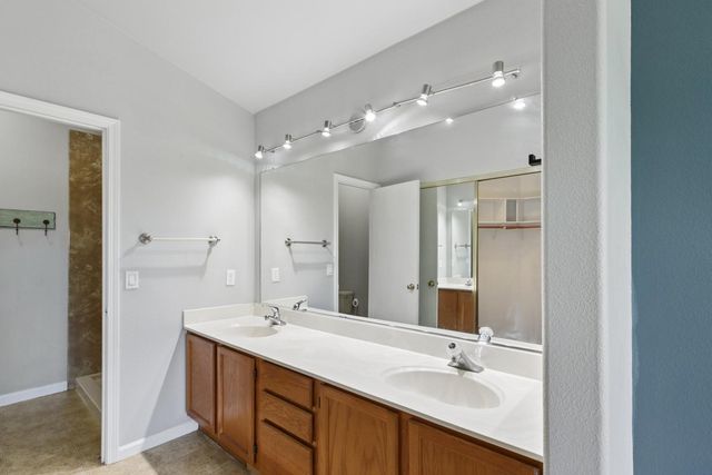 4729 Winter Oak Way, Antelope, CA 95843
