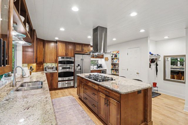 2411 Londonderry Road, Ann Arbor, MI 48104