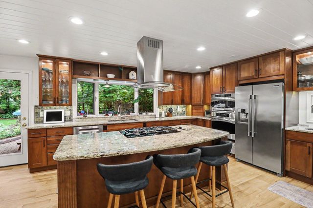 2411 Londonderry Road, Ann Arbor, MI 48104