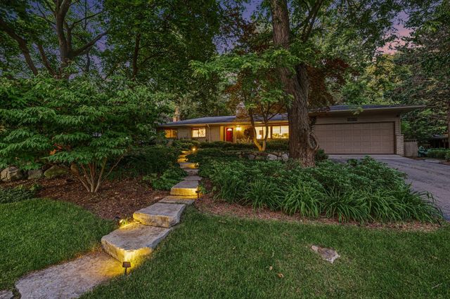 2411 Londonderry Road, Ann Arbor, MI 48104