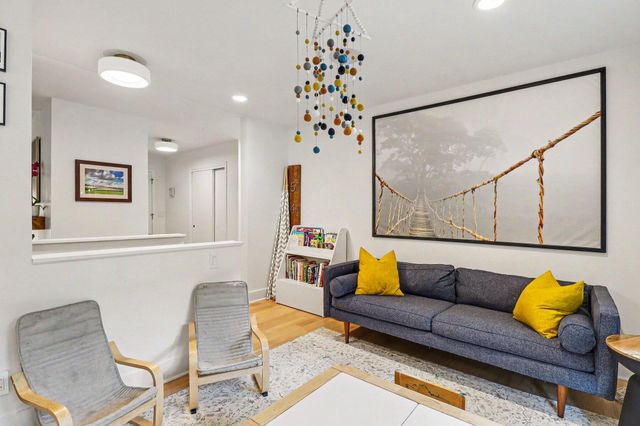 2411 Londonderry Road, Ann Arbor, MI 48104