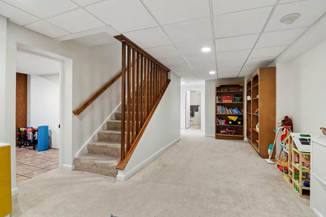 2411 Londonderry Road, Ann Arbor, MI 48104