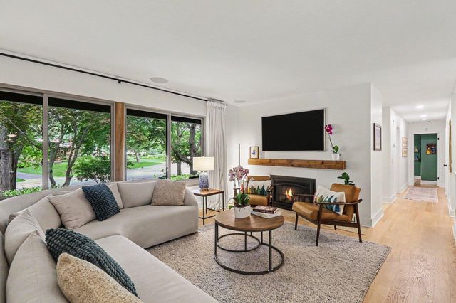 2411 Londonderry Road, Ann Arbor, MI 48104